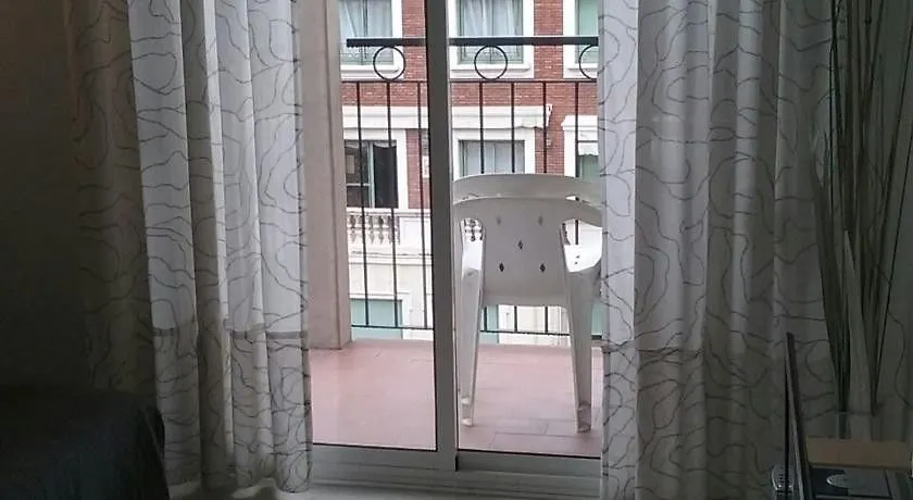 The Apartment Barcelona Sagrada Familia 0*,  Испания