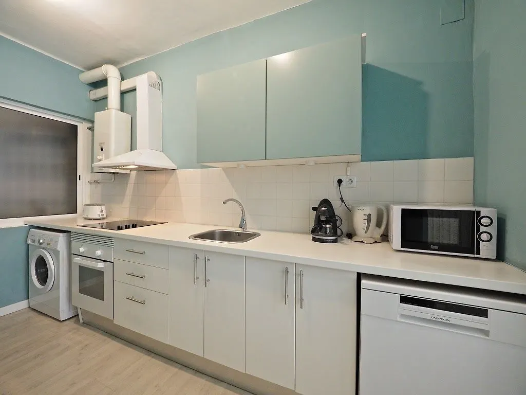 The Apartment Barcelona Sagrada Familia 0*,  Испания